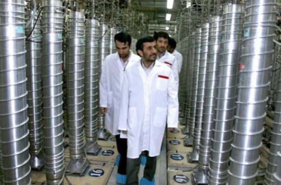 Irán afirma que descubrió una gran reserva de uranio