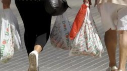 Francia prohibirá bolsas de plástico en tiendas para el 2016