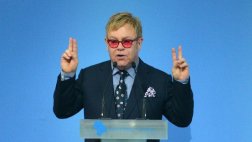 Elton John a Vladimir Putin: "Los gays no son un problema"