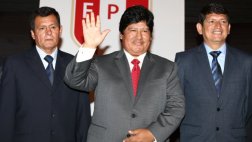 Agustín Lozano: “Edwin Oviedo tiene nuestro respaldo”