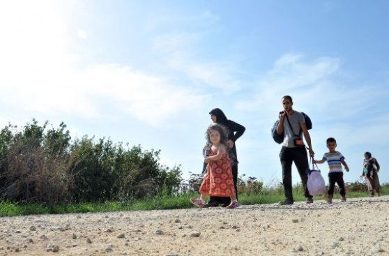 Los caminos minados que evitan los refugiados en Croacia