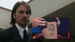 ¿Cristian Zuárez se borró tatuaje con el rostro de Laura Bozzo?
