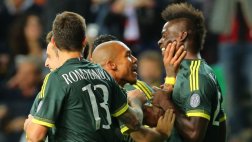 Milan ganó 3-2 a Udinese con golazo de tiro libre de Balotelli