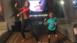 Taylor Swift conoce a fanático que hizo viral “Shake It Off”