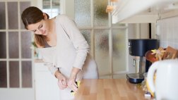Limpia tu casa en unos 20 minutos con estas claves