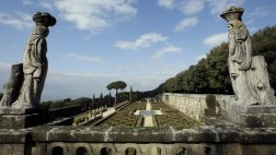 Visita la casa de verano del Papa a bordo de un tren