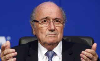 Joseph Blatter: fiscalía confiscó datos de su oficina en FIFA