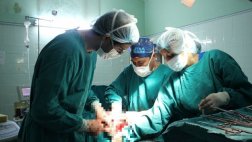 Ayacucho: médicos retiran tumor de 6 kilos a mujer