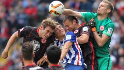 Eintracht Frankfurt sin Zambrano empató 1-1 ante Hertha Berlín