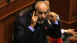 "Serían ingenuos si creen que diálogo distraerá de agendas"