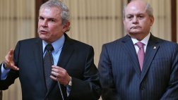 Castañeda: No imagino a FF.AA. manejando problema con fusiles
