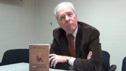 Harry Belevan: "Vi a la literatura como una tabla de salvación"