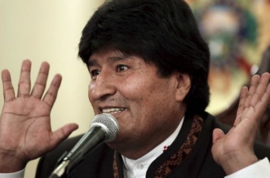 Evo reafirma que "si el pueblo quiere" gobernará hasta 2025