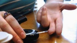 Desarrollan chip para controlar la diabetes en tiempo real
