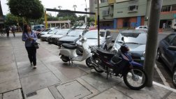 Estacionar no es un derecho, por Angus Laurie