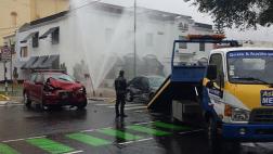 San Isidro: hidrante destruido en accidente causó aniego