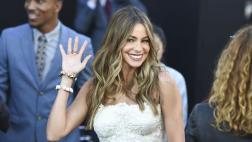 Sofía Vergara no retira polémica foto y es defendida por fans