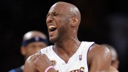 Lamar Odom ya está consciente y mejora tras "fiesta" en burdel