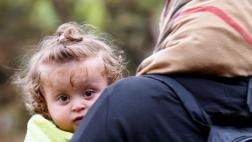 Refugiados llegan a Austria por nueva ruta desde Eslovenia