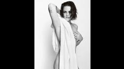 Kristen Stewart posó desnuda para la cámara de Mario Testino