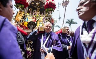 Señor de los Milagros: Castañeda distinguió a la sagrada imagen