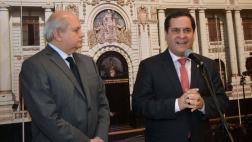 "Censurar a un ministro no es inestabilidad, es democracia"