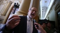 Abugattás: "Parece que hay un virus en la vicepresidencia"