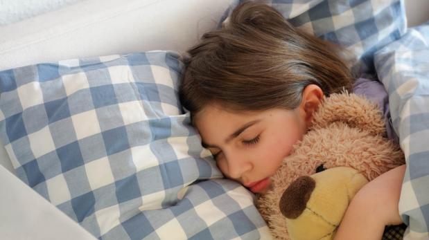Cómo ayudar a tus niños a dormir mejor