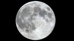 Director de la ESA defiende su idea de una 'aldea' en la Luna