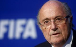 Blatter y FIFA rechazan versión de la DFB sobre Alemania 2006