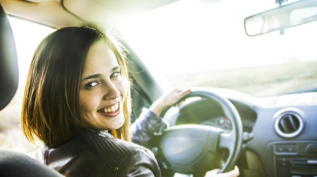¿Qué es lo que buscamos las mujeres en un auto?