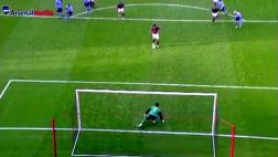 Arsenal recordó el risible penal que falló de Robert Pirès