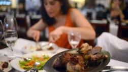 China tilda de "inhumano" informe de la OMS sobre carnes