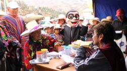 Mujeres piden reconocimiento de sus hijos y pago de pensiones