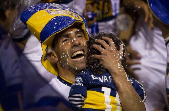 Carlos Tevez celebró así el título de Boca Juniors (FOTOS)