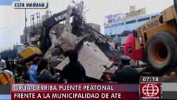 Ate: tráiler derrumbó puente peatonal en la Carretera Central