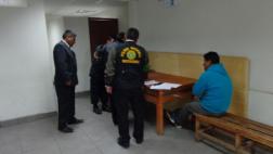 Puno: agente del INPE intentó ingresar celular a penal