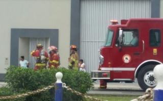Chorrillos: bomberos controlaron fuga de gas en fábrica