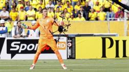 Rusia 2018: 'dron' cayó cerca de Muslera en Ecuador vs. Uruguay