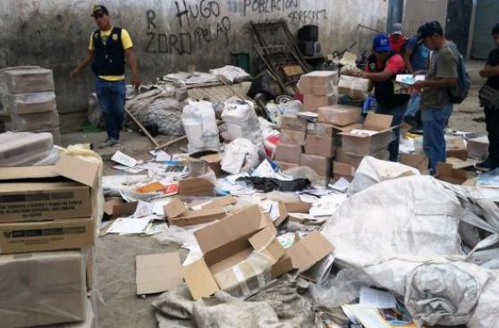 Lambayeque: hallan 6.000 textos escolares en taller reciclador