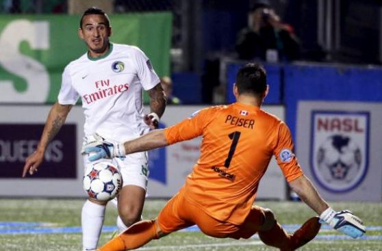 Debutó en Perú, anotó 'hat-trick' y sacó campeón al NY Cosmos