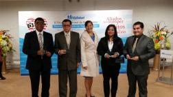 Periodista de El Comercio recibe premio nacional sobre donación