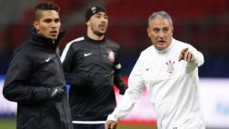 Paolo Guerrero es "parte del posible título" de Corinthians