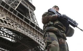 Francia: Hallan un cinturón bomba cerca de París