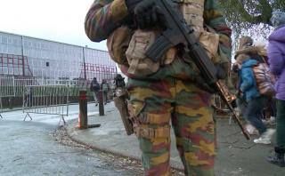 Bélgica: Reabren metro y escuelas pese a alerta antiterrorista