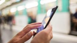 15 maneras de usar tu smartphone en pleno viaje