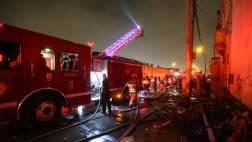 Incendio en La Victoria movilizó a 22 unidades de bomberos