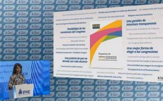 CADE: Transparencia presentó 32 propuestas de reforma política