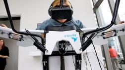 Simulador recrea sensación de vuelo usando realidad virtual