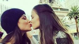 Miss Universo: candidatas se besan y arman polémica en Facebook